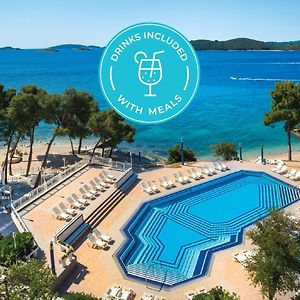Aminess Vival Grand Azur Hotel
